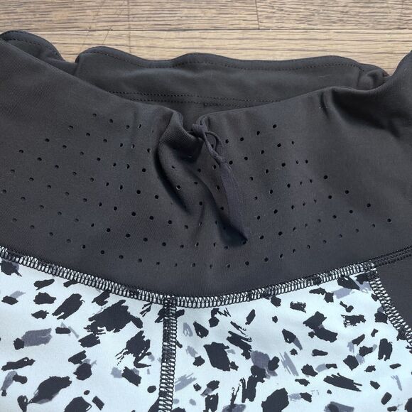 Athleta Stealth Black White Trucool Sculptek Perforated Crop Capri Legging SP - Picture 8 of 16